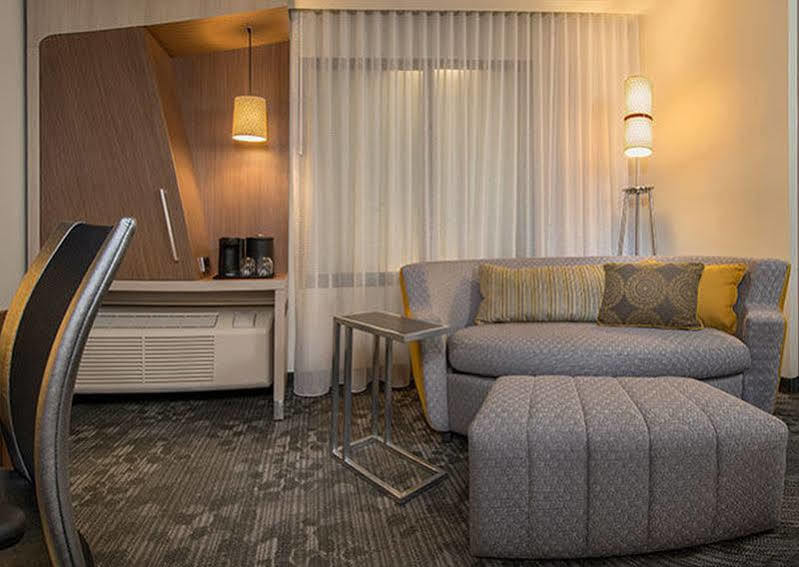 Courtyard By Marriott Carrollton Hotel Luaran gambar